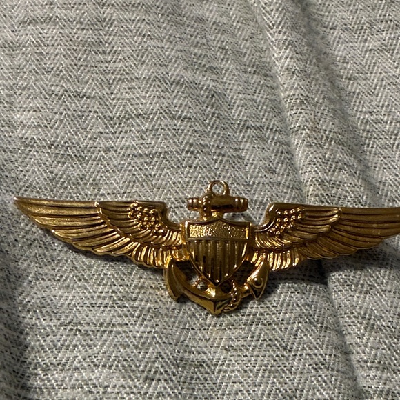 Gold Winged Naval Pilot WingsAnchor Badge Pin 10k